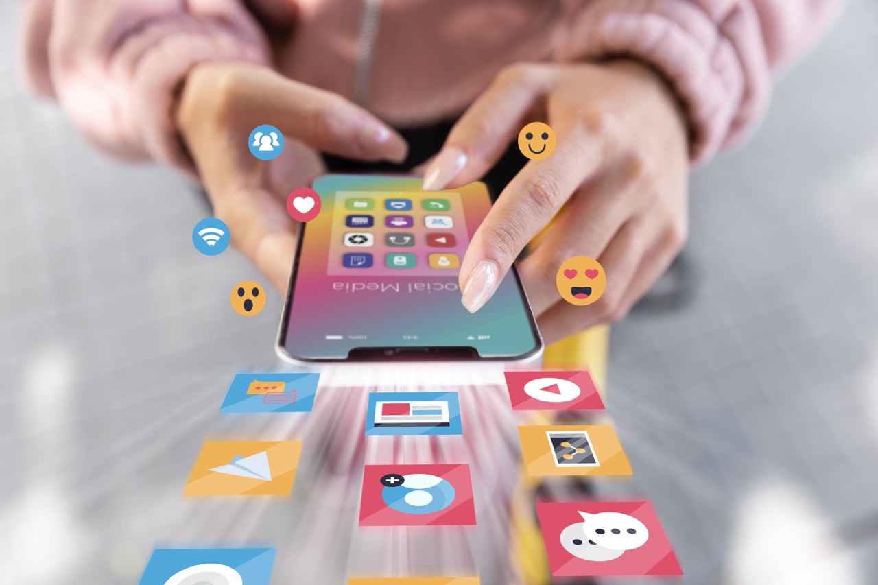 Social media marketing on mobile devices